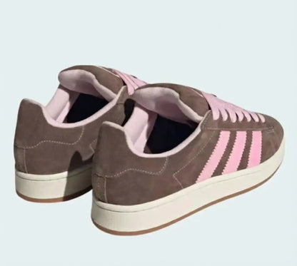 Classic Suede Retro 00s Sneakers – Premium Style 2026